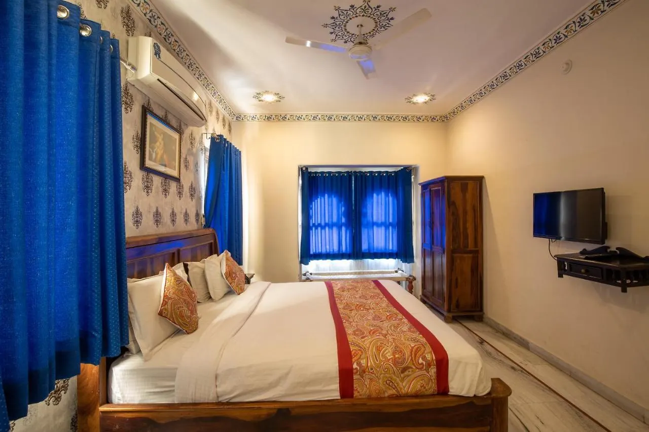 Hotel Royal Pratap Niwas Udaipur