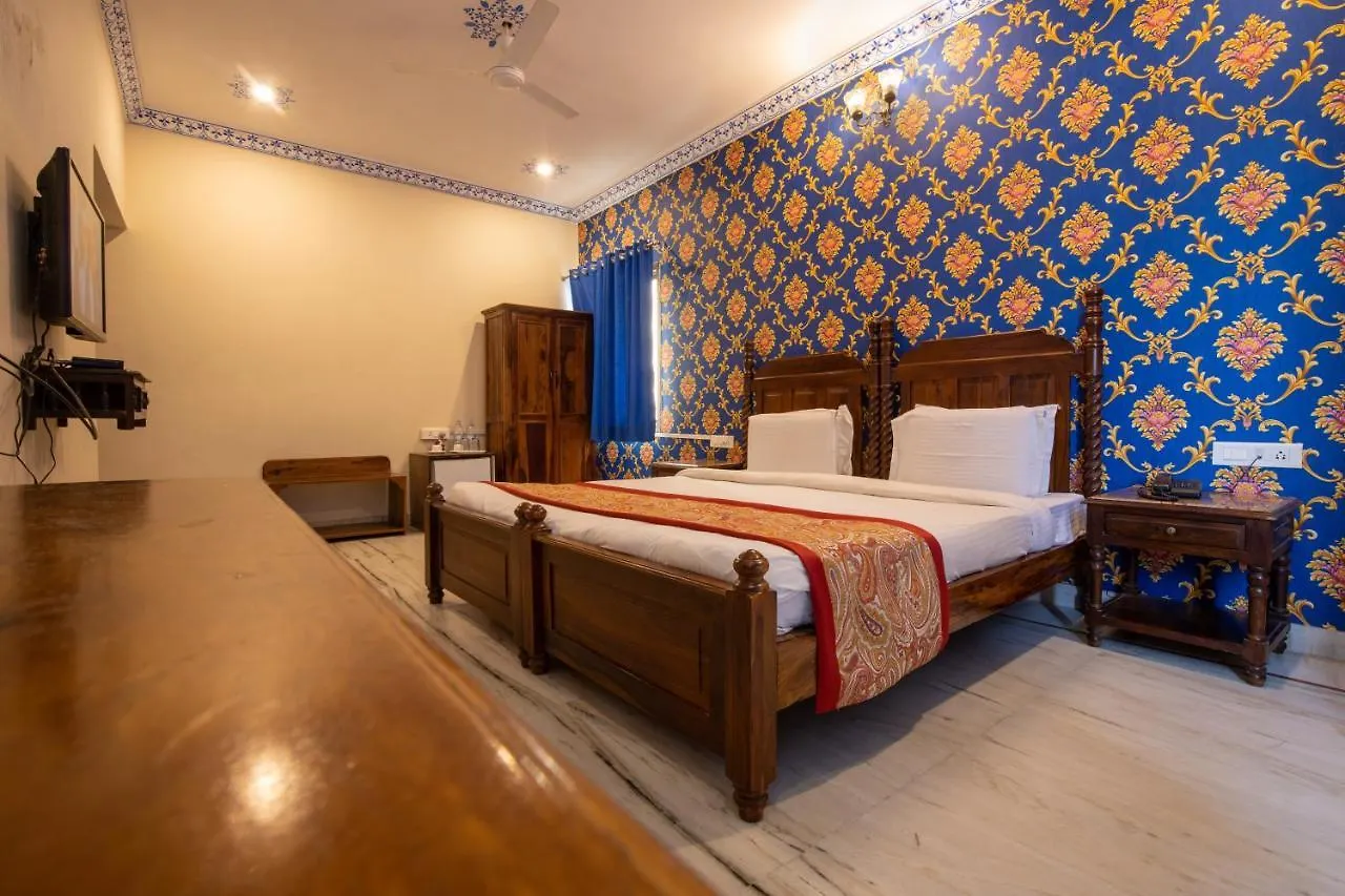 Hotel Royal Pratap Niwas Udaipur