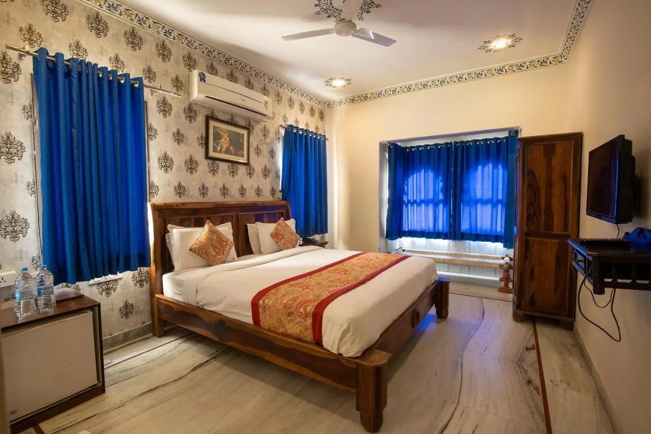 Hotel Royal Pratap Niwas Udaipur