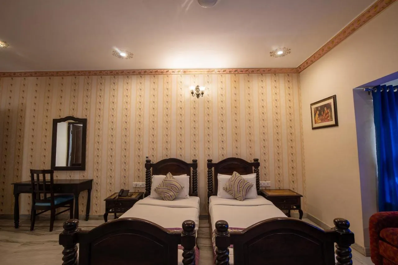 Hotel Royal Pratap Niwas Udaipur
