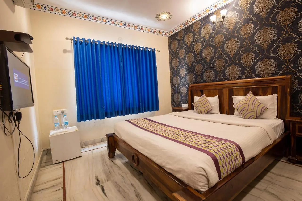 Hotel Royal Pratap Niwas Udaipur